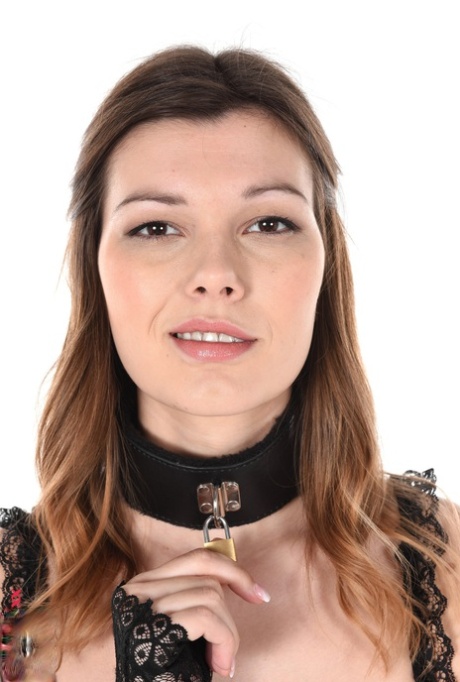 Collared sex slave Stefania Beatty strips naked during a solo engagement 58158272